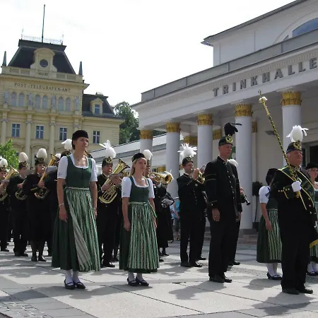 Citycenter - Traunkai באד אישל